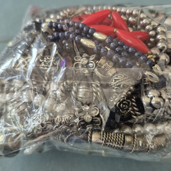 Mystery Craft Jellery Bag E - Picture 13 of 13